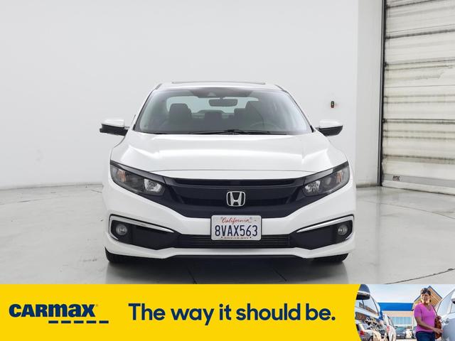 Photo of 2021 White Honda Civic