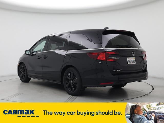 Photo of 2023 Black Honda Odyssey