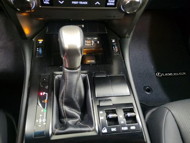 Photo of 2021 White Lexus GX 460