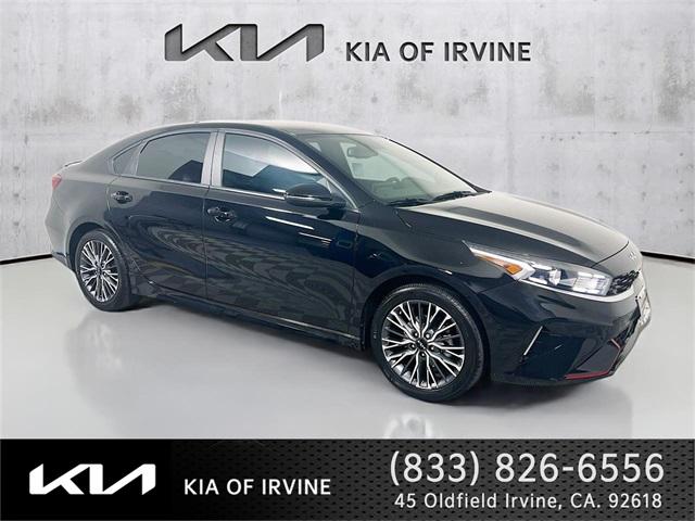 Photo of 2022 Aurora Black Pearl Kia Forte