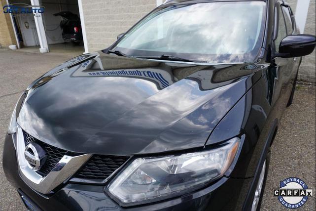 Photo of 2016 Magnetic Black Nissan Rogue