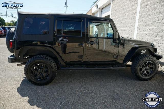 Photo of 2016 Black Clearcoat Jeep Wrangler Unlimited