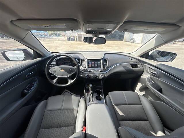 Photo of 2019 Summit White Chevrolet Impala