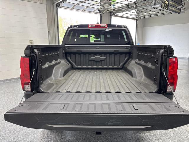 Photo of 2025 Black Chevrolet Colorado