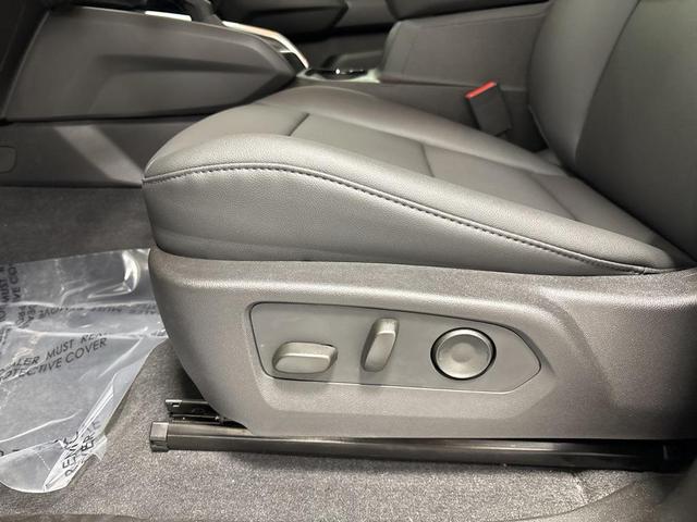 Photo of 2025 Black Chevrolet Colorado