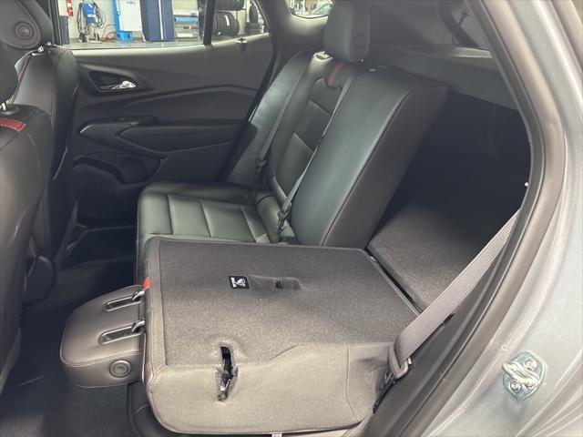 Photo of 2025 Sterling Gray Metallic Chevrolet Trax