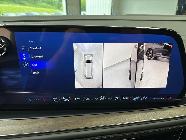 Photo of 2025 Black Chevrolet Suburban