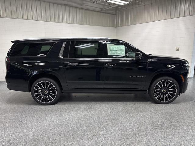 Photo of 2025 Black Chevrolet Suburban