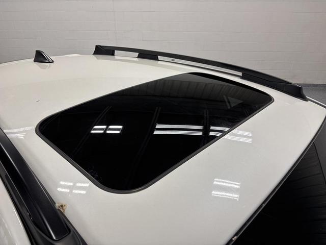 Photo of 2024 Crystal White Pearl Subaru Crosstrek
