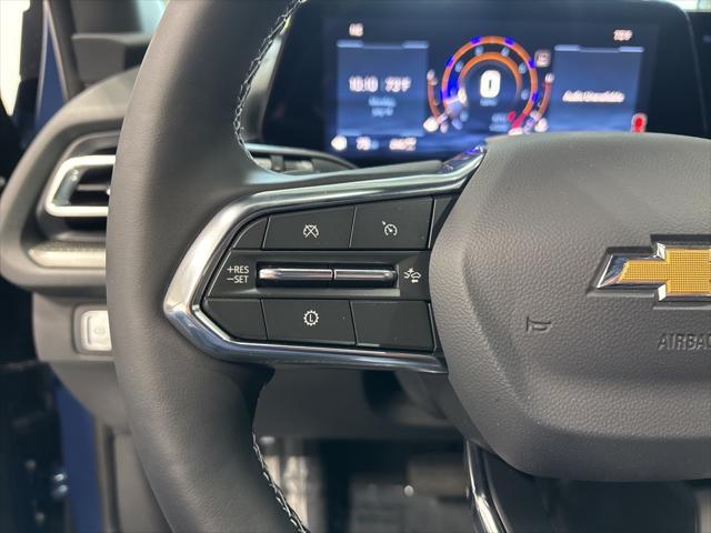 Photo of 2025 Lakeshore Blue Metallic Chevrolet Traverse