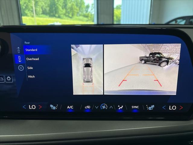 Photo of 2025 Lakeshore Blue Metallic Chevrolet Traverse