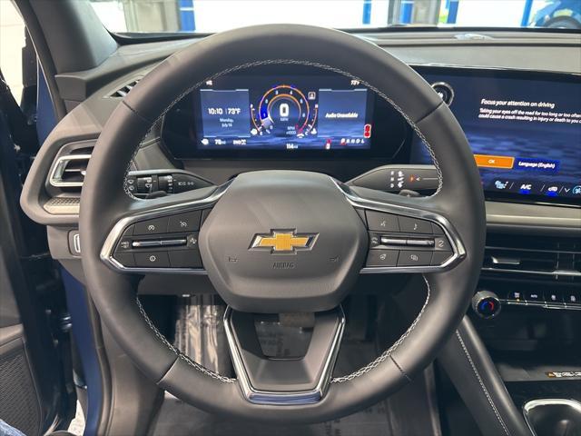 Photo of 2025 Lakeshore Blue Metallic Chevrolet Traverse