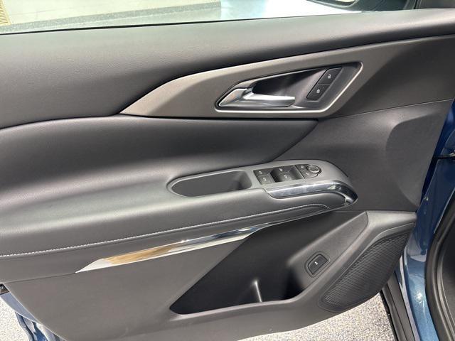 Photo of 2026 Lakeshore Blue Metallic Chevrolet Traverse