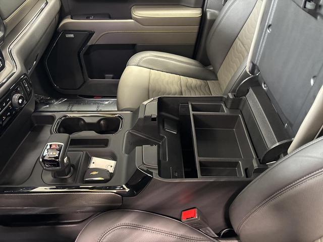 Photo of 2024 Black Chevrolet Silverado 1500