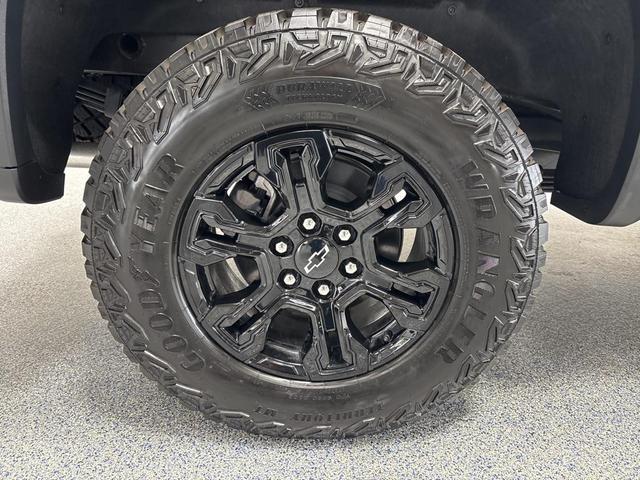Photo of 2024 Black Chevrolet Silverado 1500