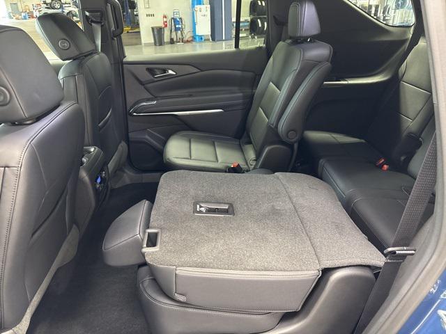 Photo of 2026 Lakeshore Blue Metallic Chevrolet Traverse