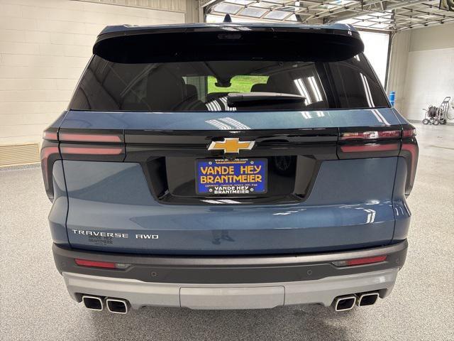 Photo of 2026 Lakeshore Blue Metallic Chevrolet Traverse