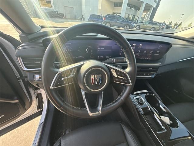Photo of 2024 Summit White Buick Envision