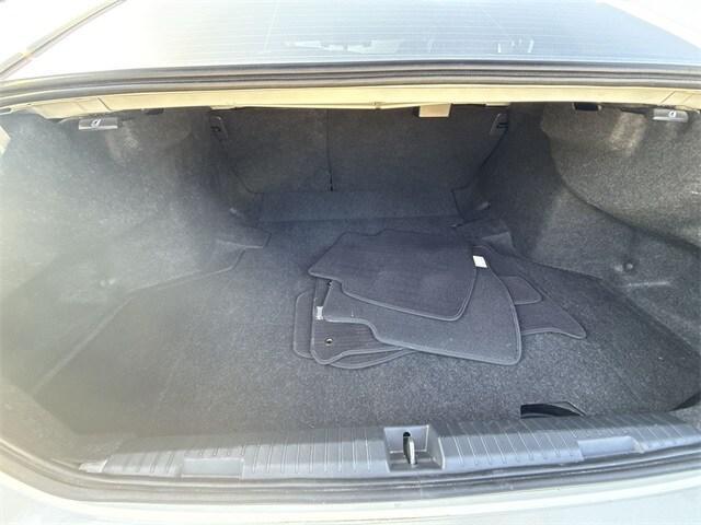Photo of 2022 Crystal White Pearl Subaru Legacy