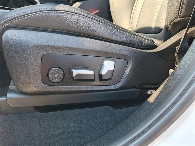Photo of 2022 Alpine White BMW X3