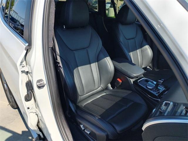 Photo of 2022 Alpine White BMW X3