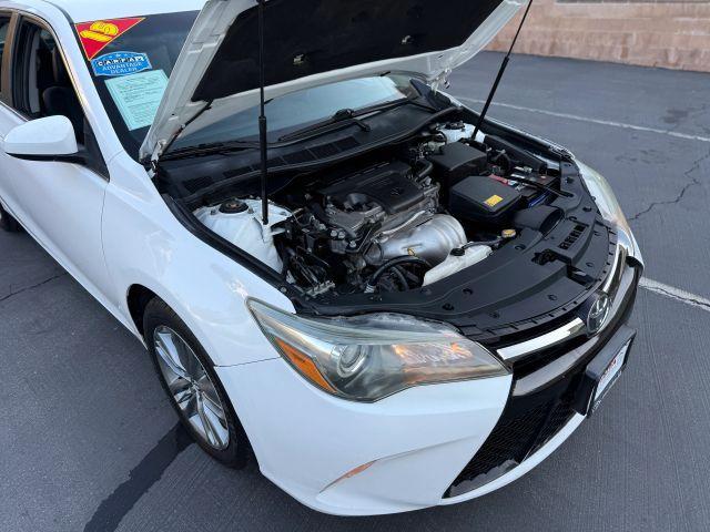 Photo of 2015 White Toyota Camry