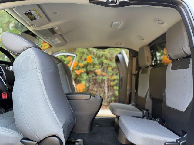 Photo of 2021 White Toyota Tacoma