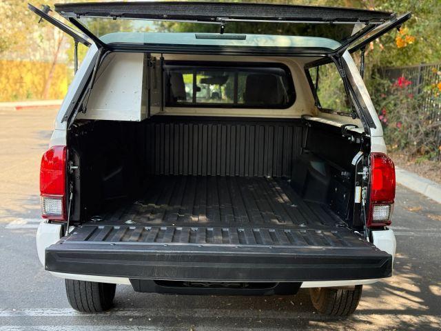 Photo of 2021 White Toyota Tacoma