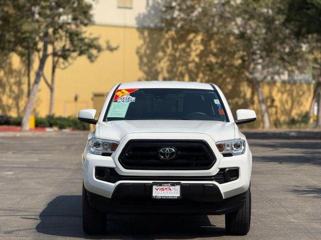 Photo of 2021 White Toyota Tacoma