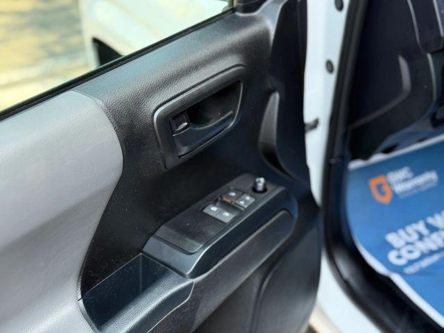 Photo of 2021 White Toyota Tacoma