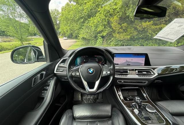 Photo of 2019 Phytonic Blue Metallic BMW X5