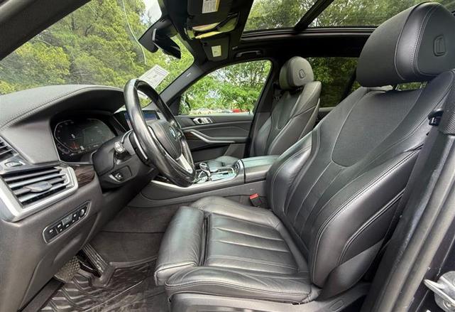 Photo of 2019 Phytonic Blue Metallic BMW X5