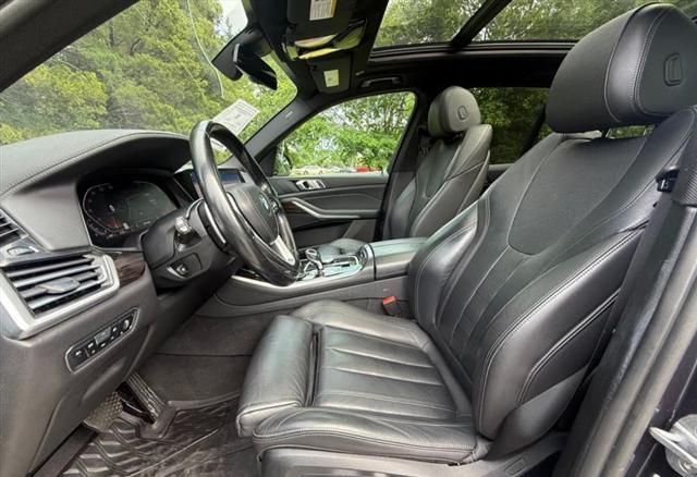 Photo of 2019 Phytonic Blue Metallic BMW X5