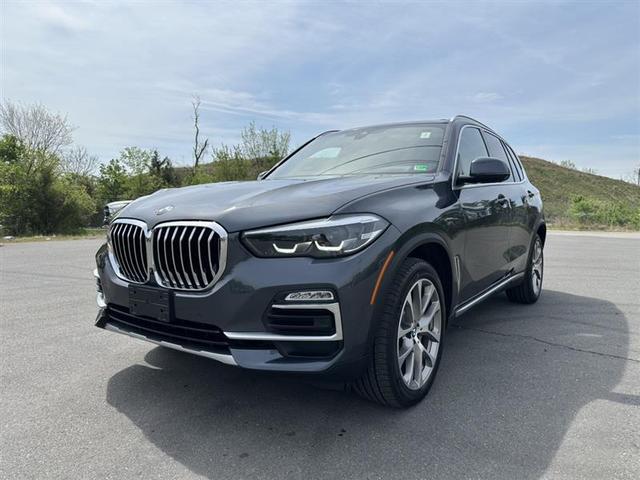 Photo of 2019 Arctic Gray Metallic BMW X5