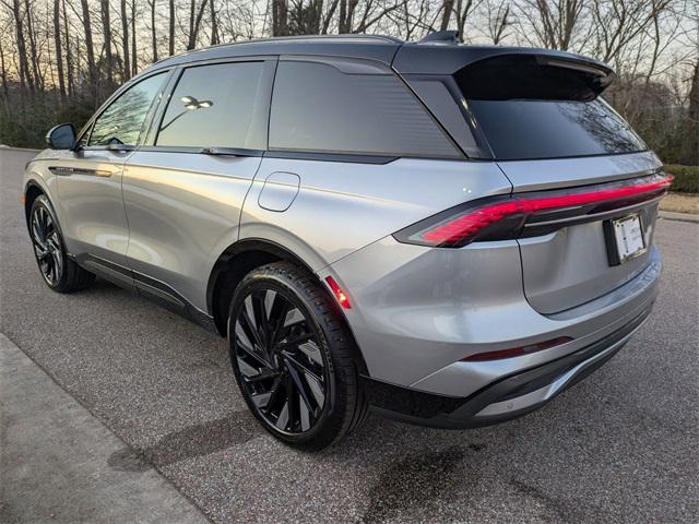 Photo of 2025 Silver Radiance Metallic Clearcoat Lincoln Nautilus