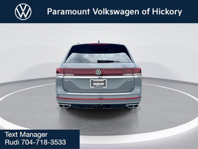 Photo of 2025 Pure Gray Volkswagen Atlas