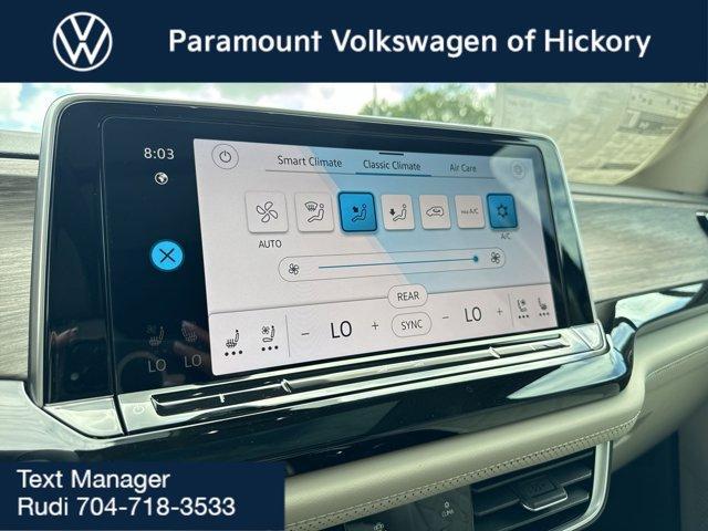 Photo of 2025 Pure Gray Volkswagen Atlas
