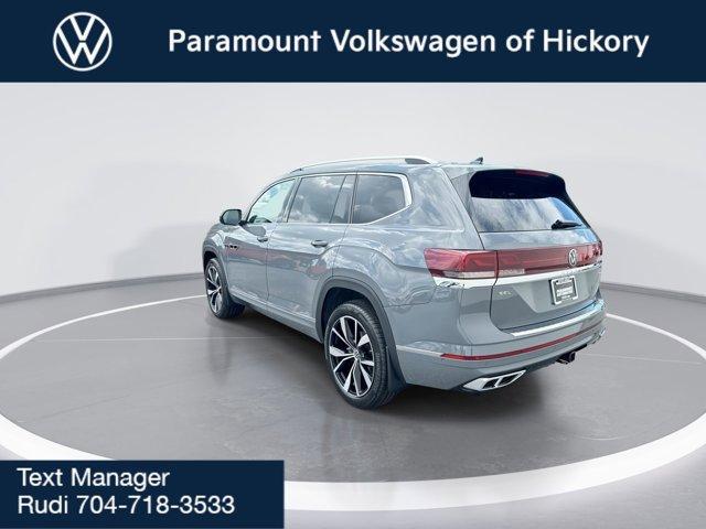Photo of 2025 Pure Gray Volkswagen Atlas