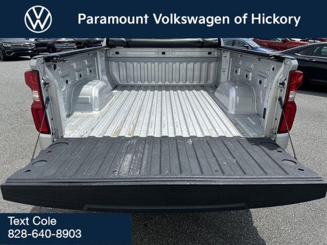 Photo of 2020 Silver Ice Metallic Chevrolet Silverado 1500