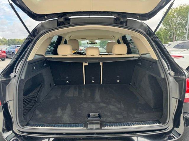 Photo of 2019 Black Mercedes-Benz GLC 300