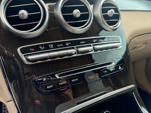 Photo of 2019 Black Mercedes-Benz GLC 300