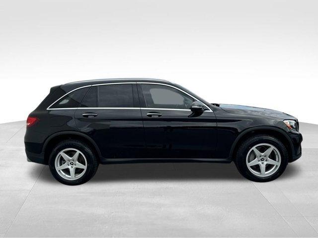 Photo of 2019 Black Mercedes-Benz GLC 300