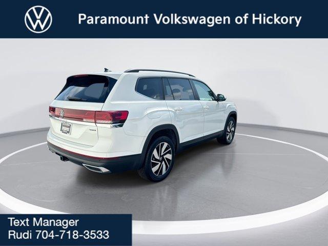 Photo of 2025 Pure White Volkswagen Atlas