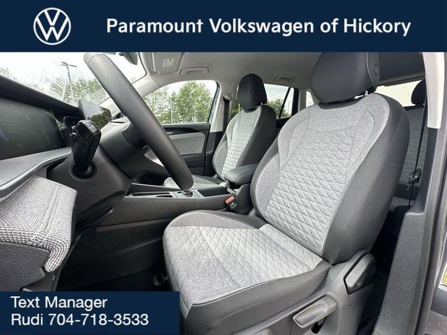Photo of 2025 Platinum Gray Metallic Volkswagen Tiguan