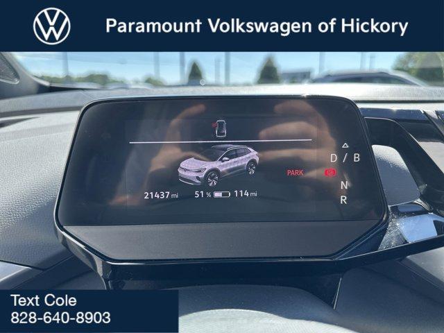 Photo of 2021 Glacier White Volkswagen ID.4
