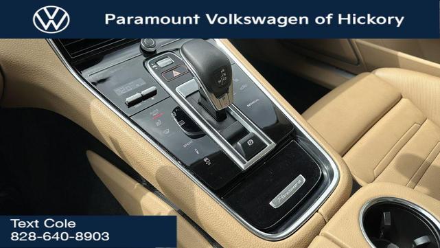 Photo of 2018 Night Blue Metallic Porsche Panamera