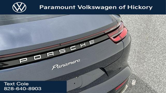 Photo of 2018 Night Blue Metallic Porsche Panamera