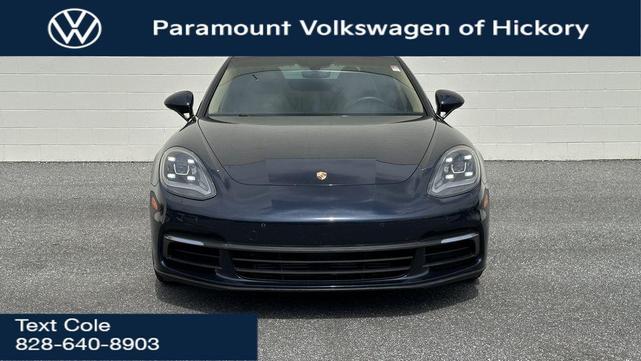 Photo of 2018 Night Blue Metallic Porsche Panamera