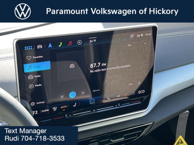 Photo of 2025 Pure White Volkswagen ID.4