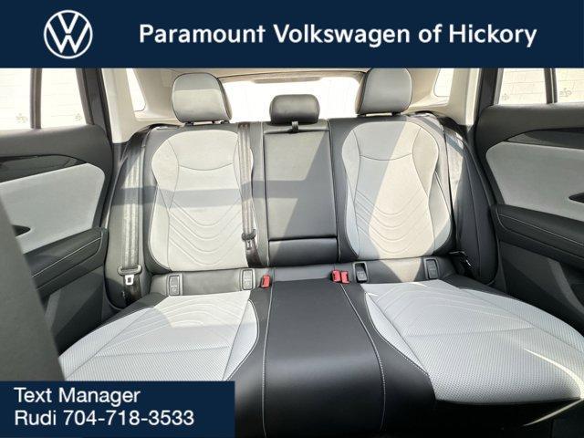 Photo of 2025 Platinum Gray Metallic Volkswagen Tiguan
